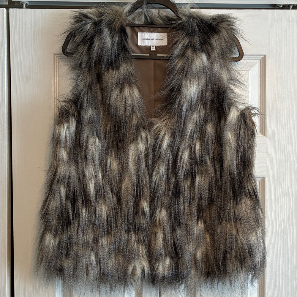 Cupcakes & Cashmere Multicolor Faux Fur Vest